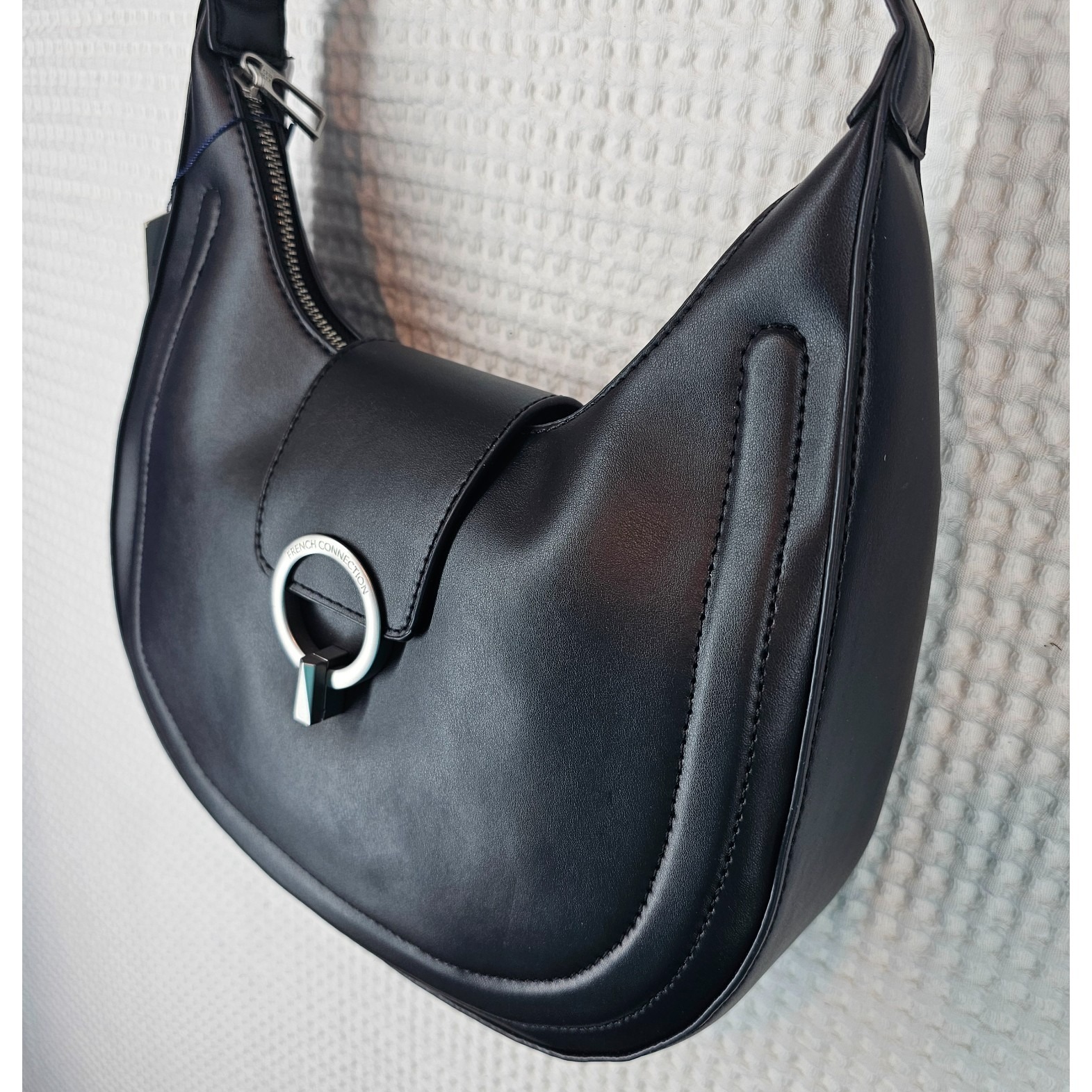French Connection Charn Ring Hobo Shoulder Bag Black Ring Closure Nwt
